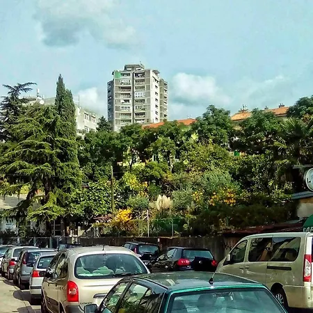 Homestay Zelena Oaza U Centru Grada Rijeka